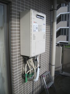 取替後　ノーリツ　暖房給湯器