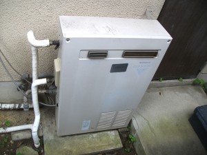 取替前 浴槽隣接