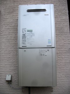 取替後　リンナイ製　給湯器